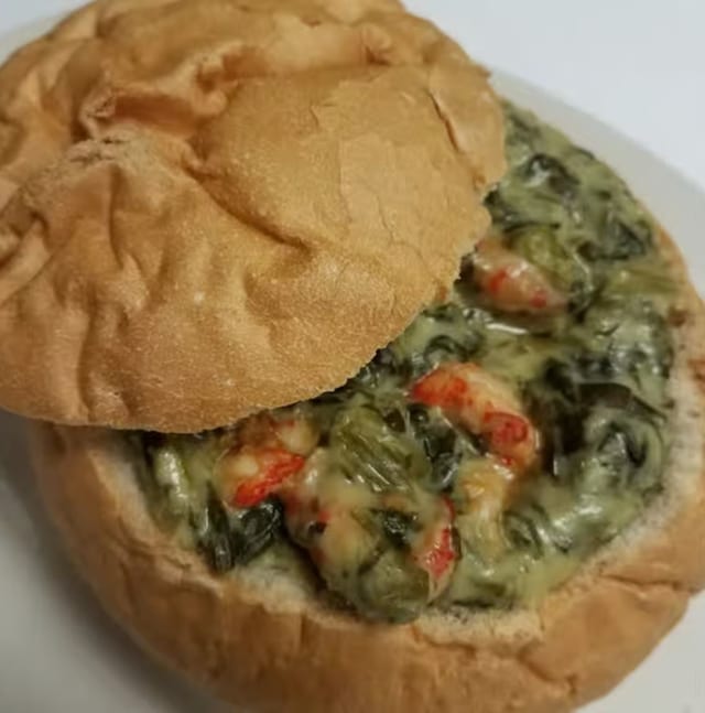 Spinach & Artichoke w/Crawfish Bread Bowl